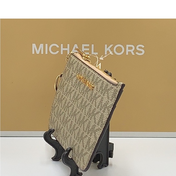 MICHAEL KORS SMALL TOP ZIP COINPOUCH
WITH ID Pale gold COLOR - Picture 3 of 7